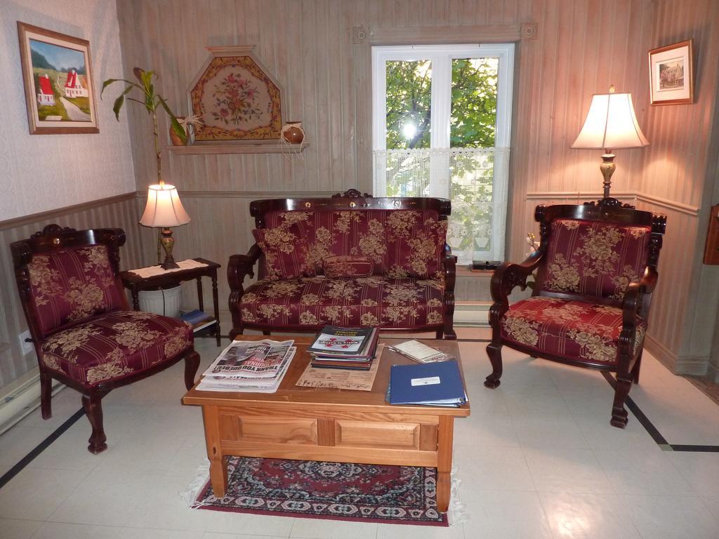 Auberge Petite Plaisanceラ・マルベー エクステリア 写真