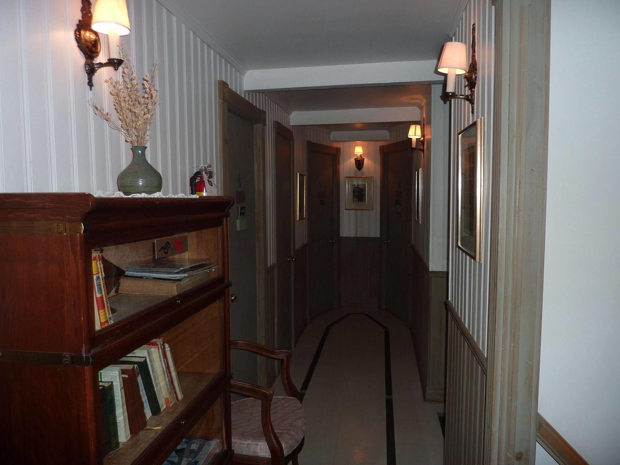 Auberge Petite Plaisanceラ・マルベー エクステリア 写真